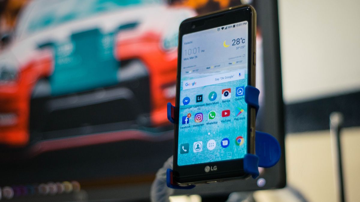 Android 14 QPR3 zmniejsza priorytet powiadomień „cichych”