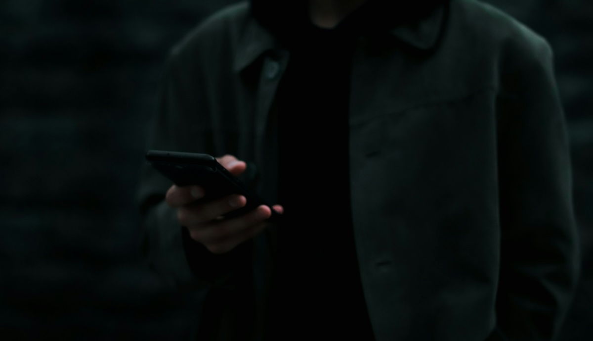Darmowa wskazówka dotycząca telemarketingu: natychmiast dowiedz się, kto do Ciebie dzwoni