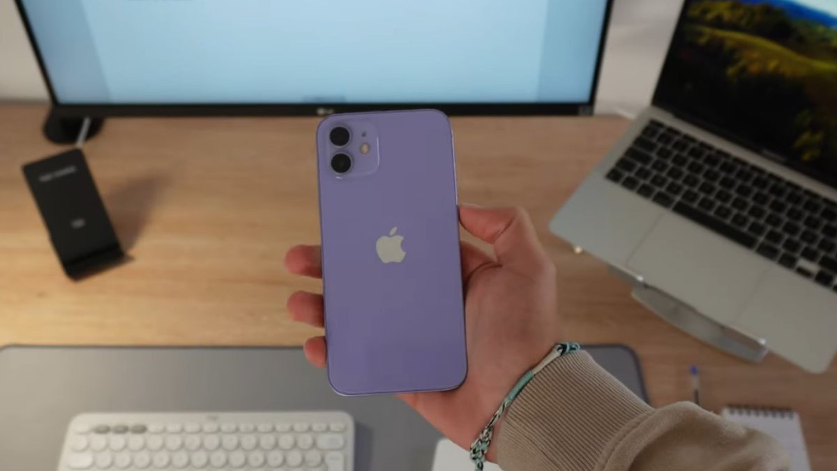 Czy iPhone 12 naprawdę traci wydajność po iOS 17.4?